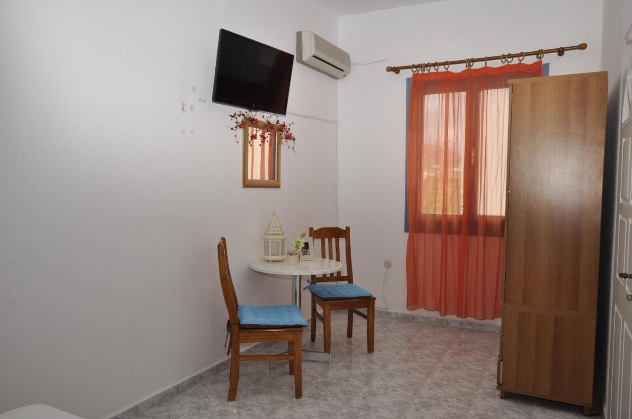 Manos Apartments Mégas Yialós-Nítes Стая снимка
