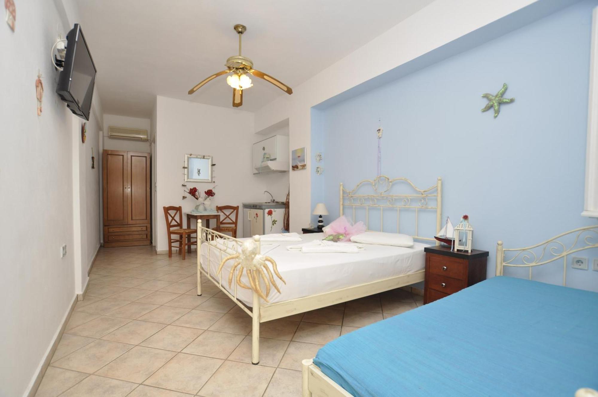 Manos Apartments Mégas Yialós-Nítes Стая снимка