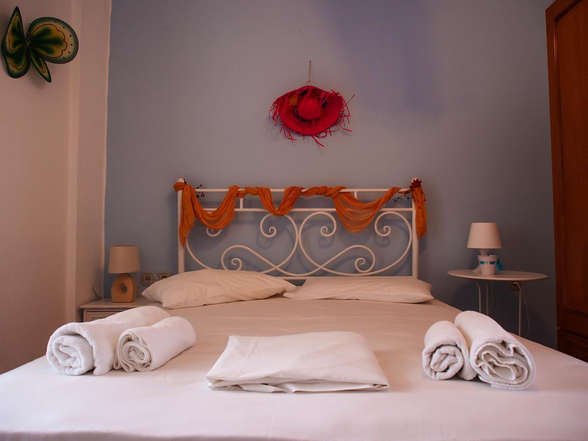 Manos Apartments Mégas Yialós-Nítes Екстериор снимка