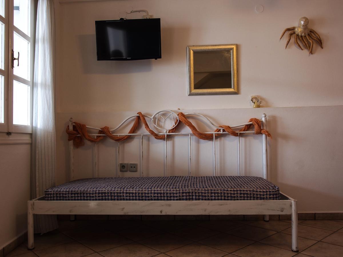 Manos Apartments Mégas Yialós-Nítes Екстериор снимка